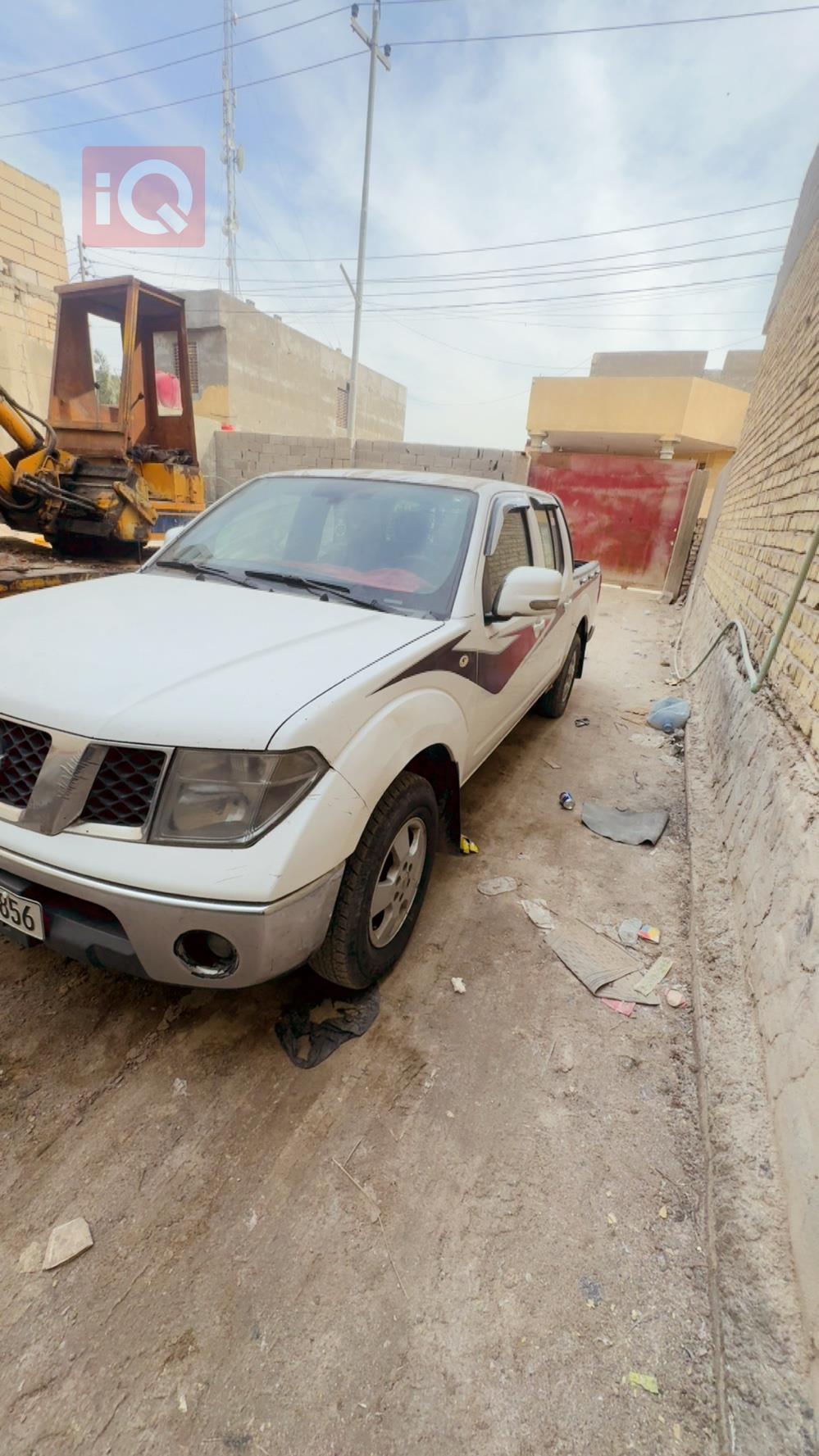 نيسان نافارا